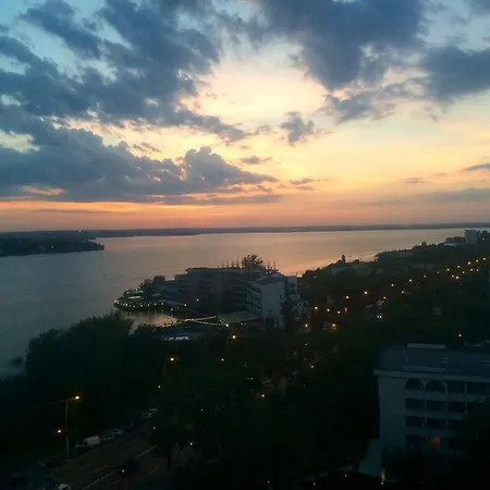 Apartment Mamaia דירה